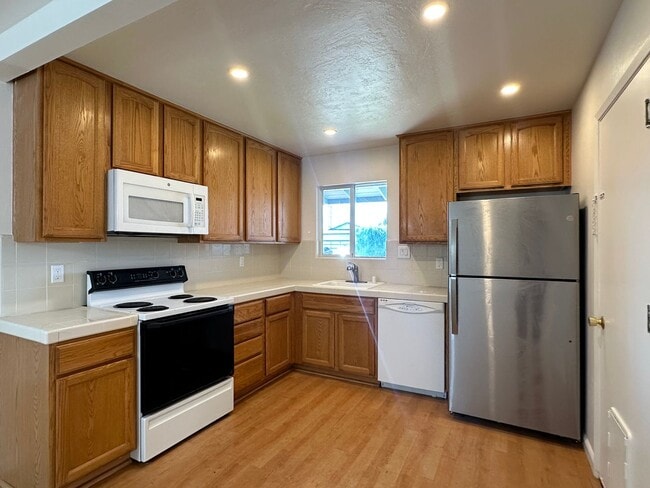 Primary Photo - Fremont Home with Central A/C, Vinyl Plank...