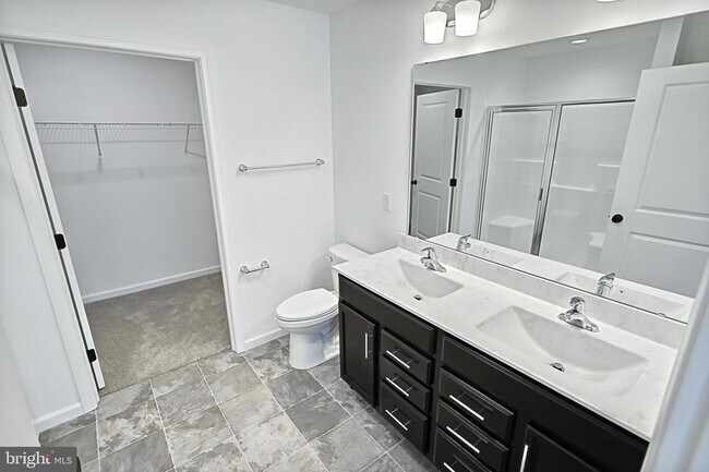 Building Photo - 41 Long Bnd Dr