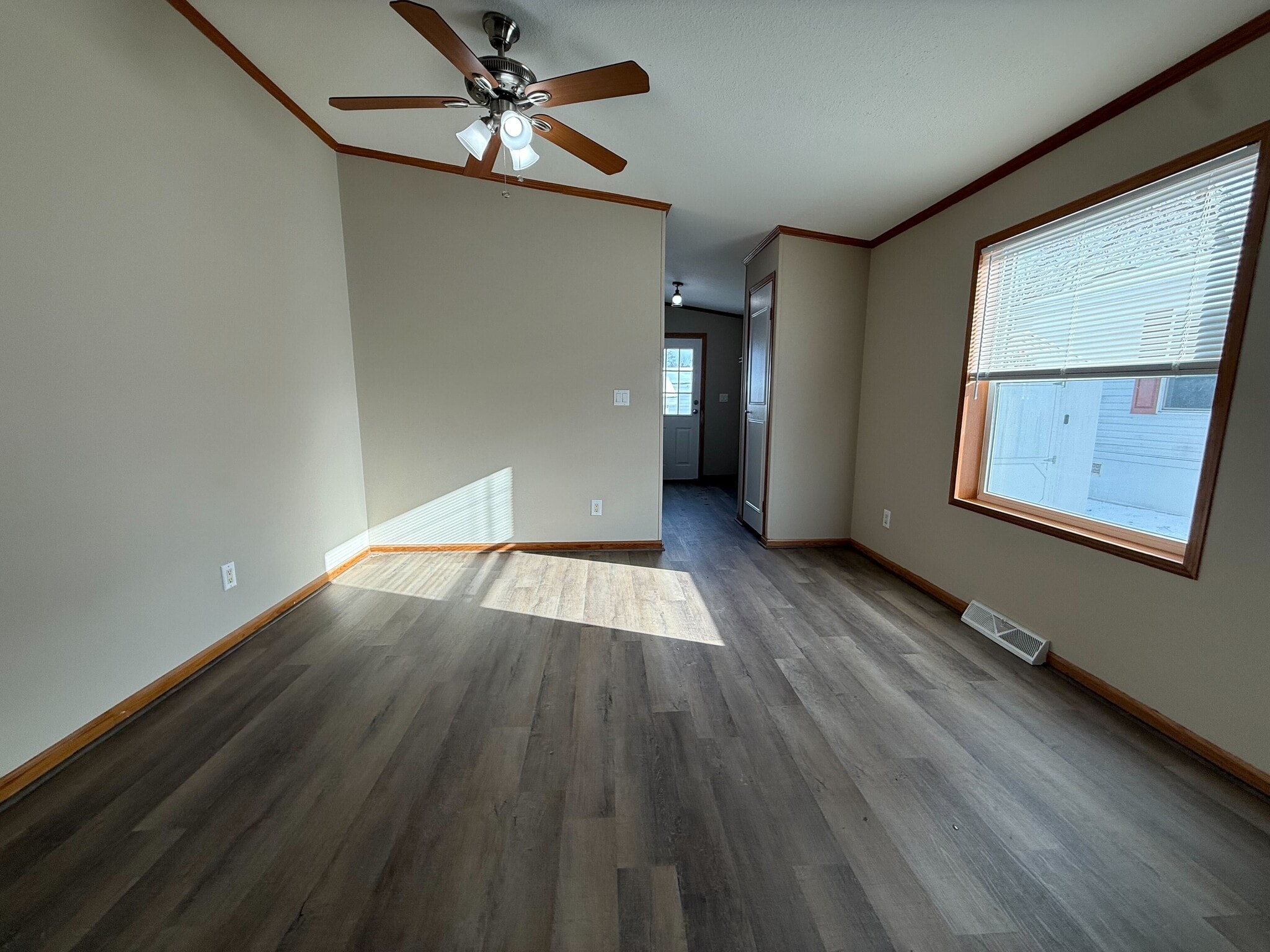 Building Photo - 11701 Cascade Cir