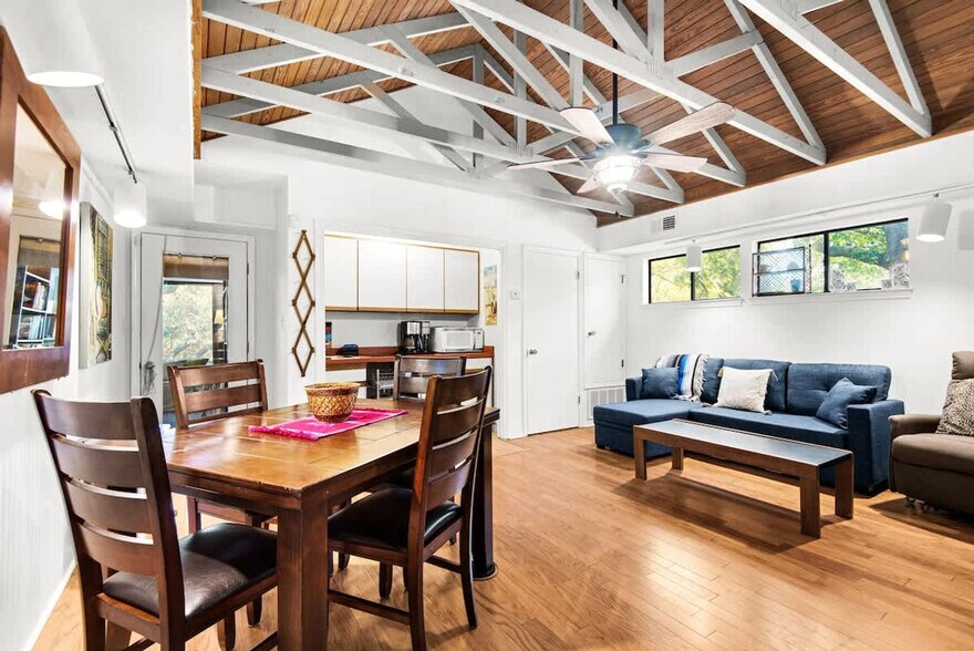 Building Photo - 1274 Cathleen Dr