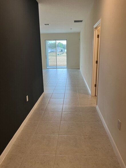 Building Photo - 801 Lemon Ave