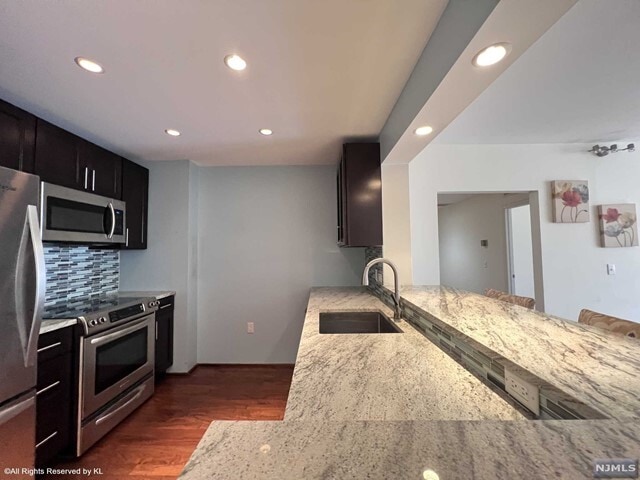 Building Photo - 3303 City