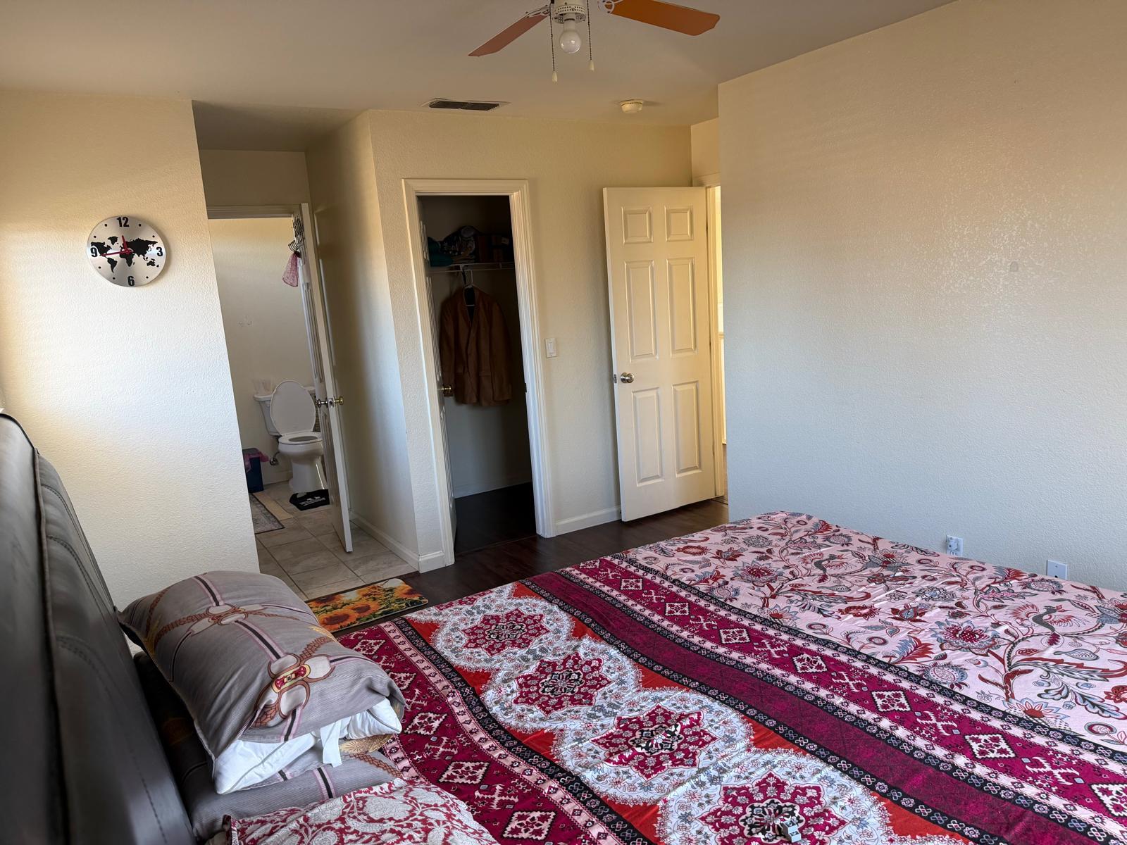 Building Photo - 1084 Huntly Dr