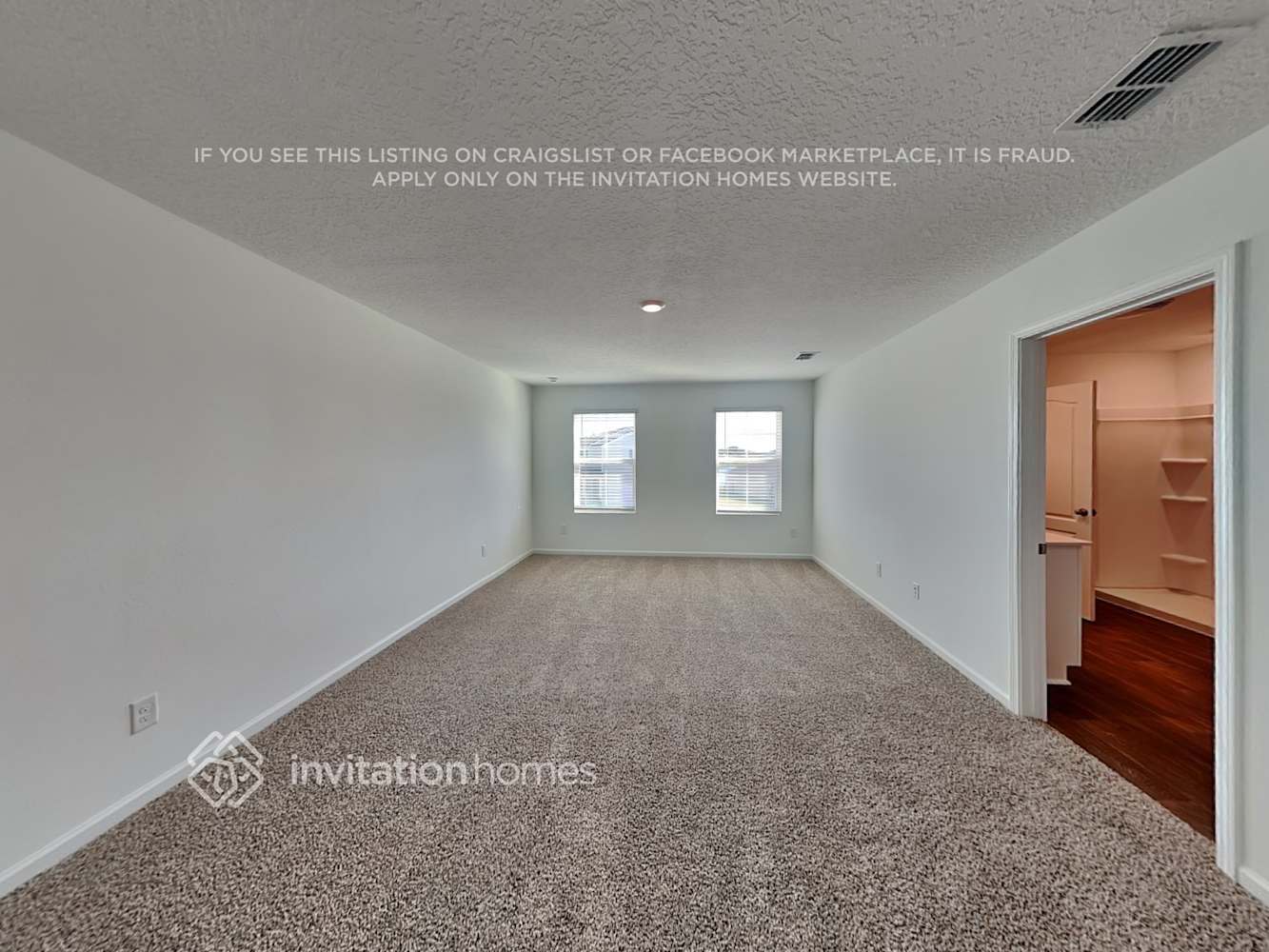 Building Photo - 701 Orellana Rd