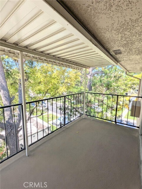Building Photo - 2370 Via Mariposa W