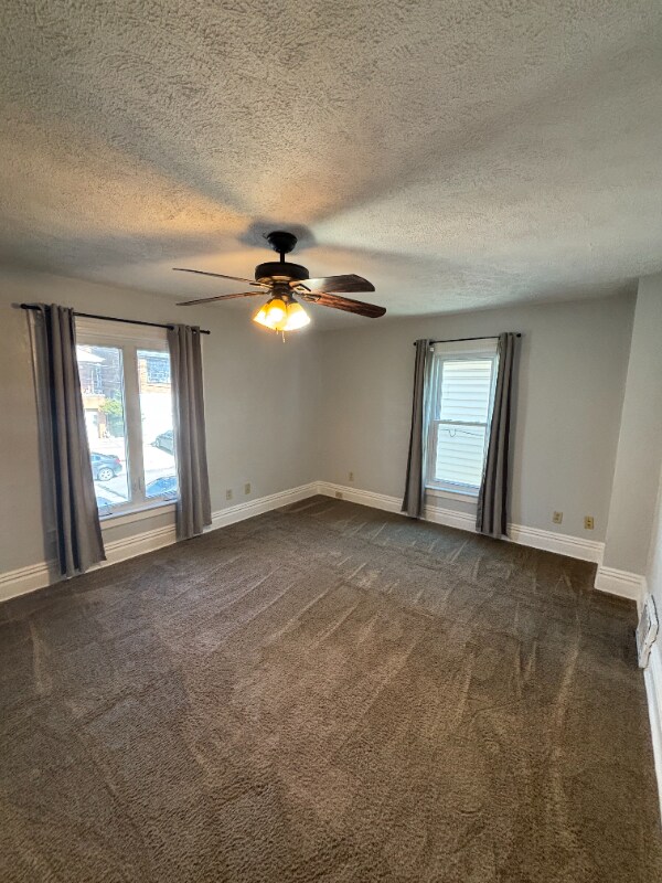 Building Photo - 116 Kathleen St