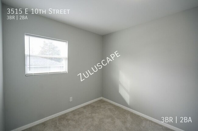 Building Photo - 3515 E 10th St