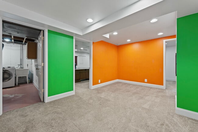 Building Photo - 2158 Countryside Cir