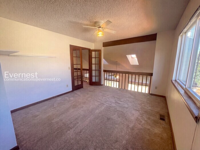 Building Photo - 4930 Sprangler Dr