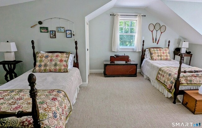 Building Photo - 123 Interlaken Rd