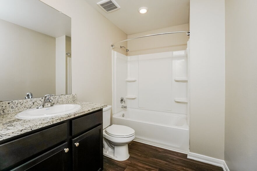 Building Photo - 3889 Northaven Trail