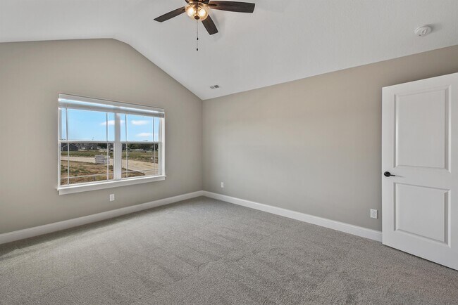 Building Photo - 622 Rapp Dr