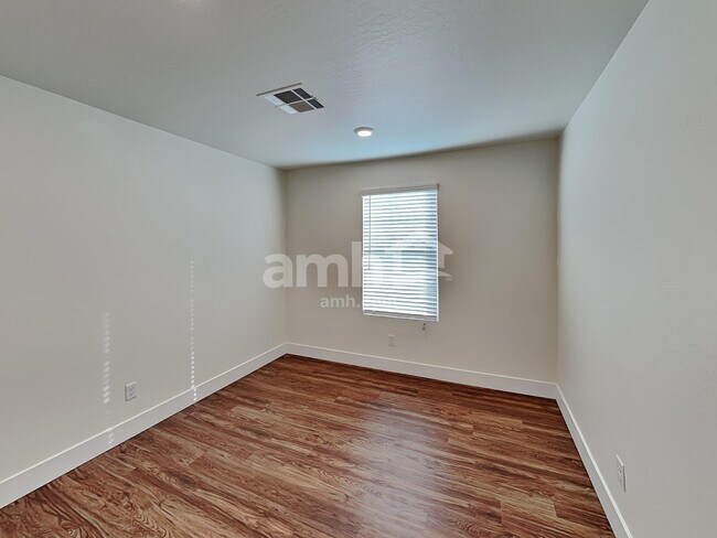 Building Photo - 21469 S 231st Way