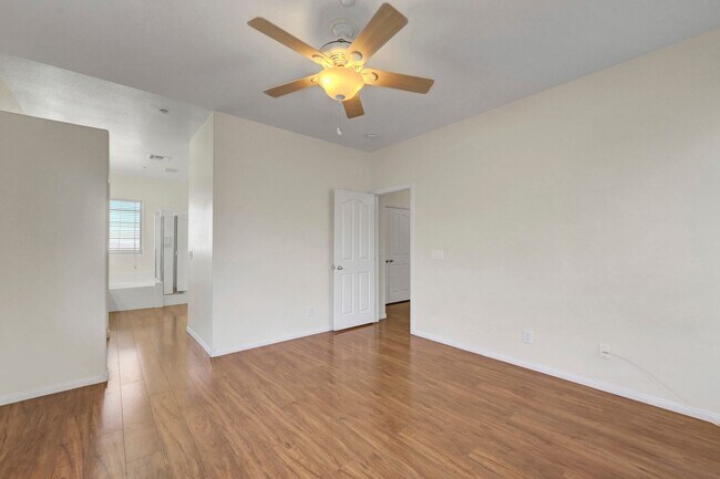 Building Photo - 8904 Nautilus Vista Ct