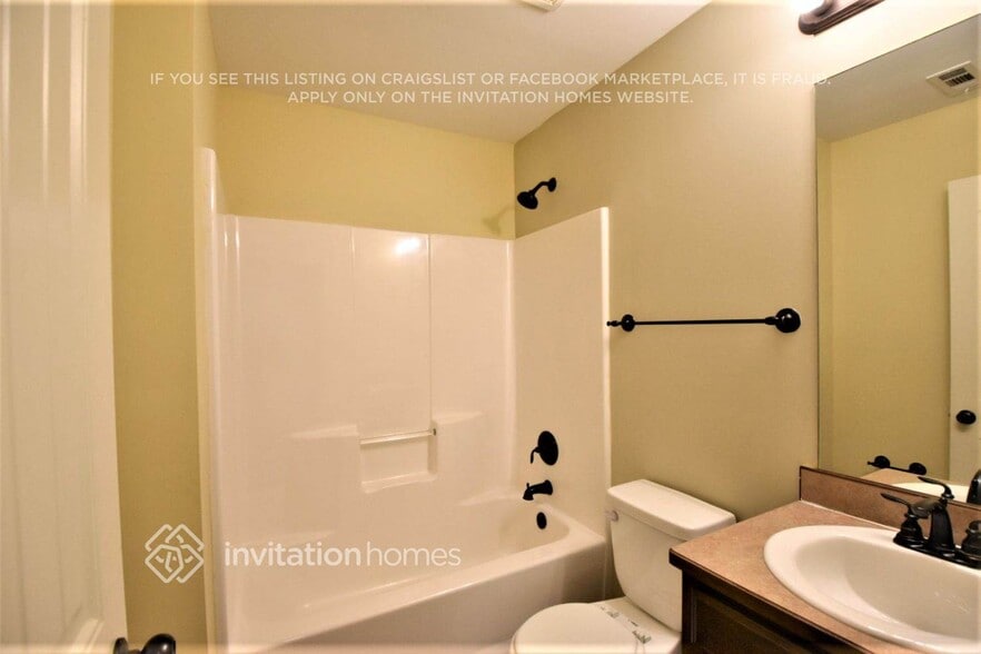 Building Photo - 2144 Centenary Main St