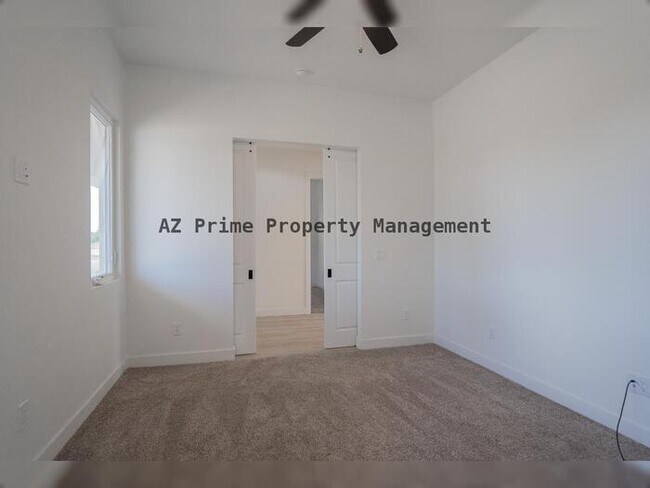 Building Photo - 4831 W Pearce Rd