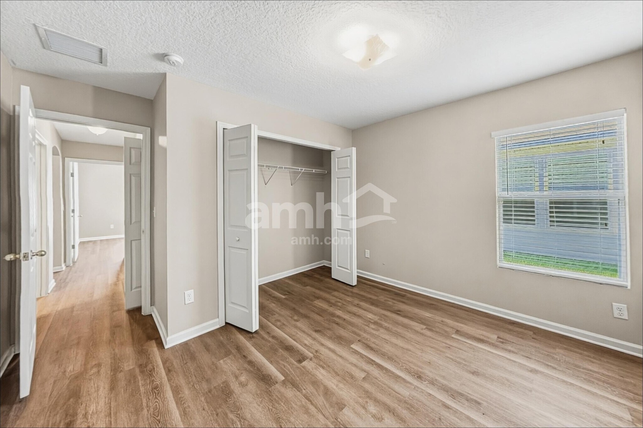 Building Photo - 12107 Hayden Lakes Cir