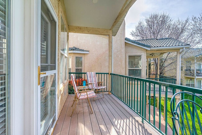 Building Photo - Fully Furnished Home. All utilities includ...
