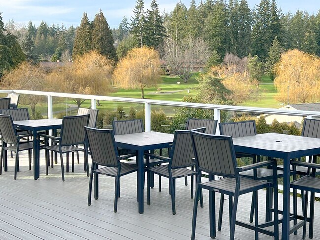 Building Photo - Charming 3bd/2bth Rambler in Tam o'Shanter in Redmond $3,795/mo