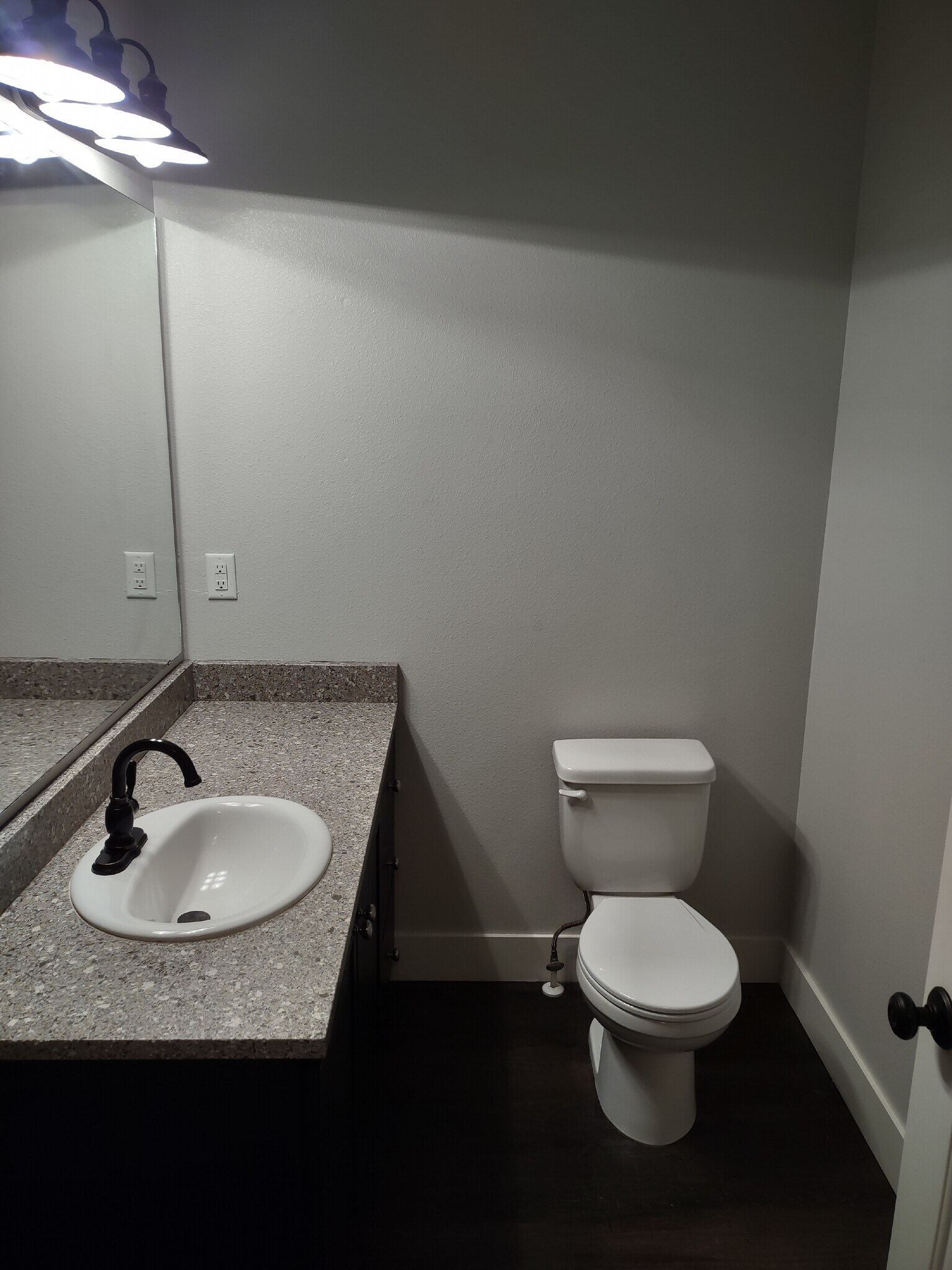 Building Photo - 1179 Mariel Pl S