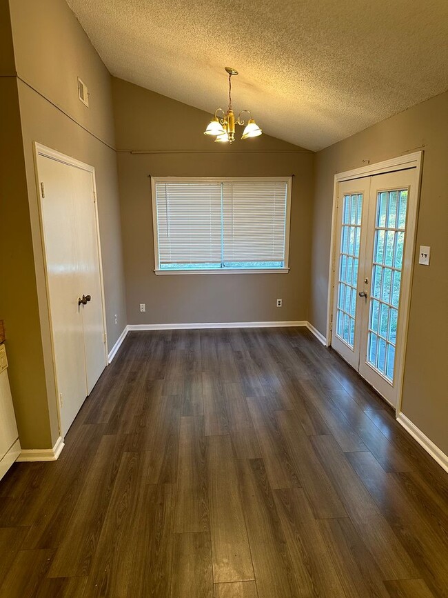 Building Photo - COMING SOON!!1816 Rapier Dr Horn Lake, MS 38637