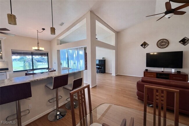 Building Photo - 16561 Heron Coach Way