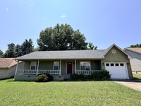 Building Photo - 26 Alexis Dr