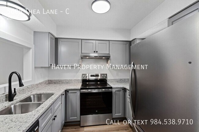 Building Photo - 5605 Thea Ln