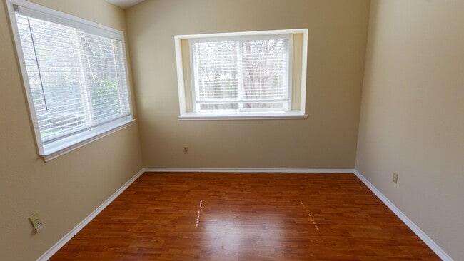 Building Photo - 6223 Avery Island Ave