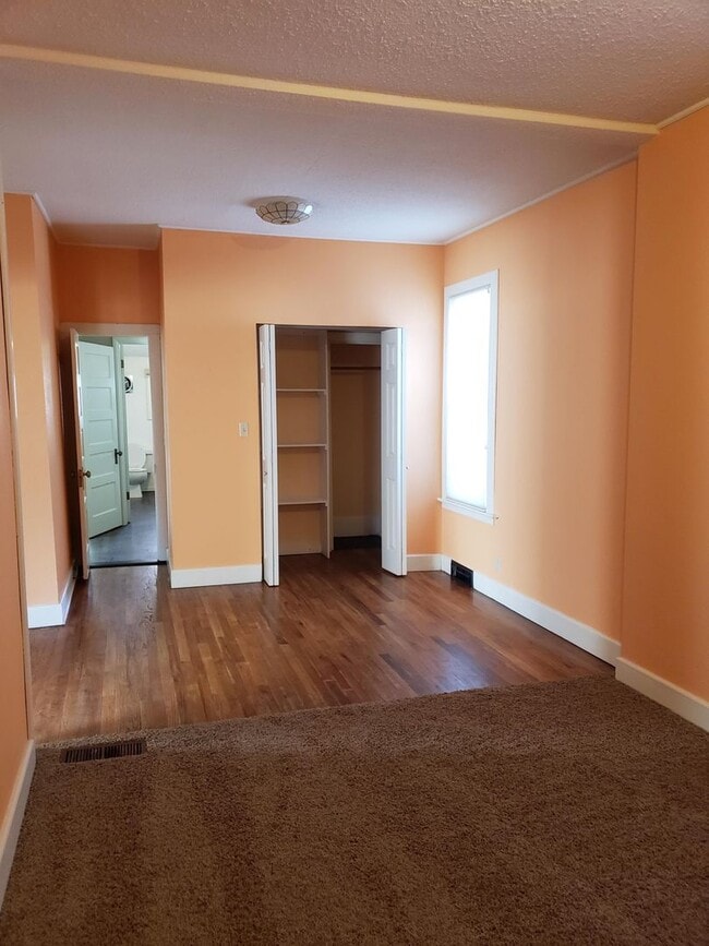 Building Photo - 4 Bedroom Home on Kalispell’s East Side – ...