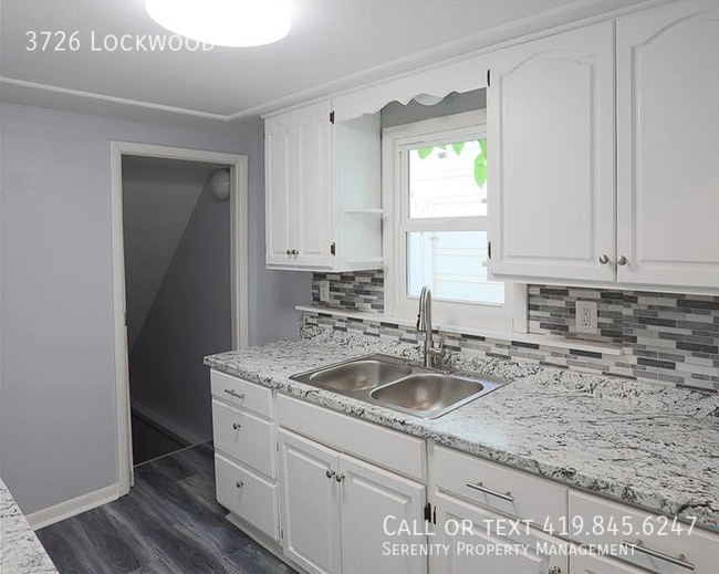 Building Photo - 3726 Lockwood-