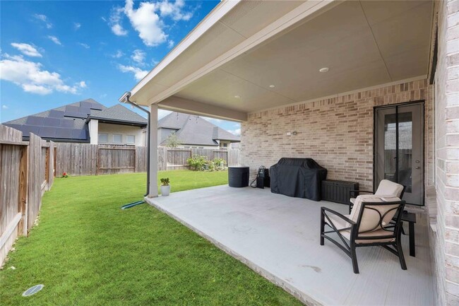 Building Photo - 24926 Flint Lake Dr