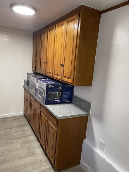 kitchen - 2005 240th St