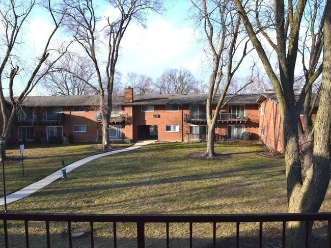 Building Photo - 1830 Knights Bridge Dr