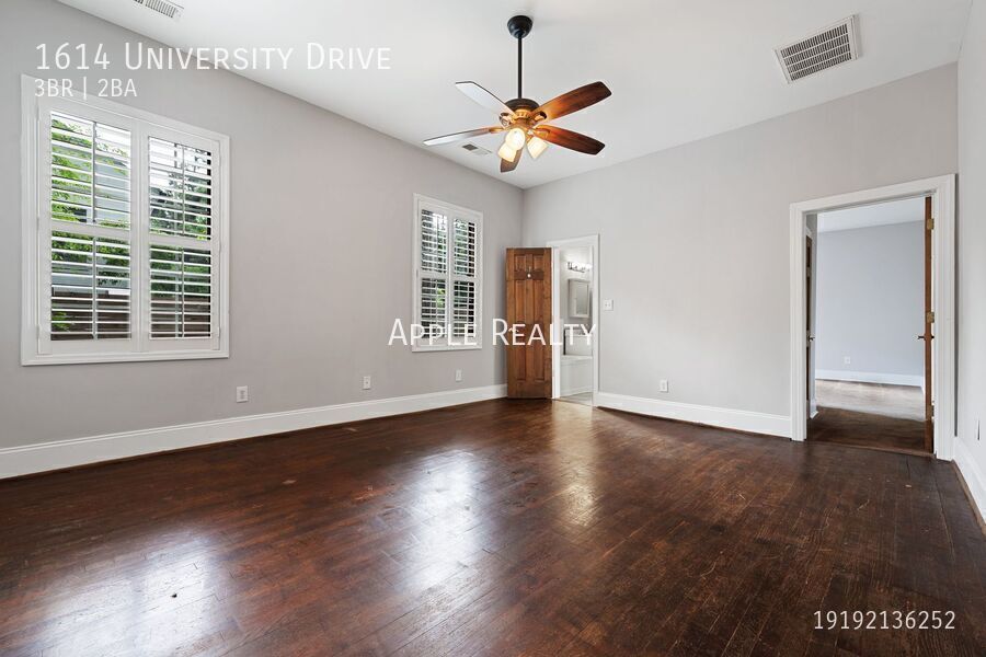 Building Photo - 1614 University Dr