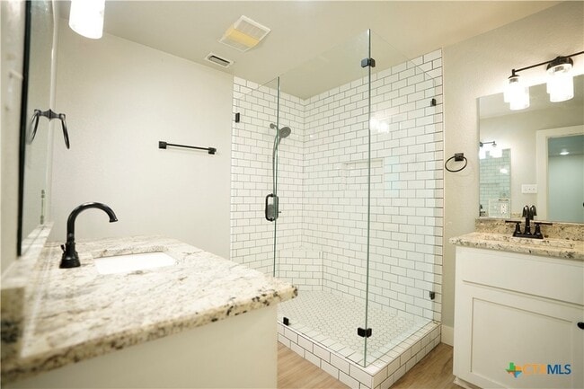 Building Photo - 6315 Beau Allen Ct