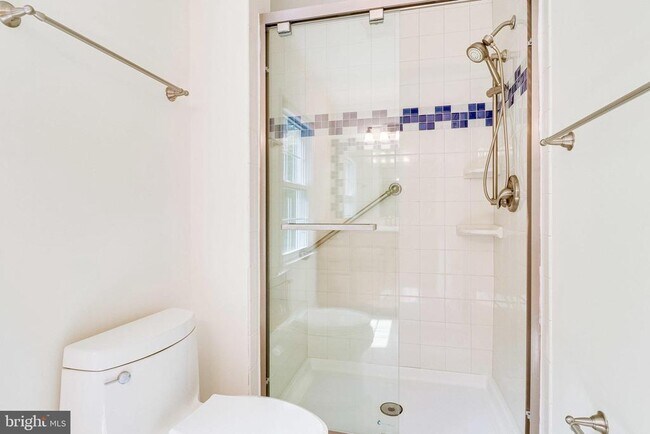 Building Photo - 4809 Tabard Pl