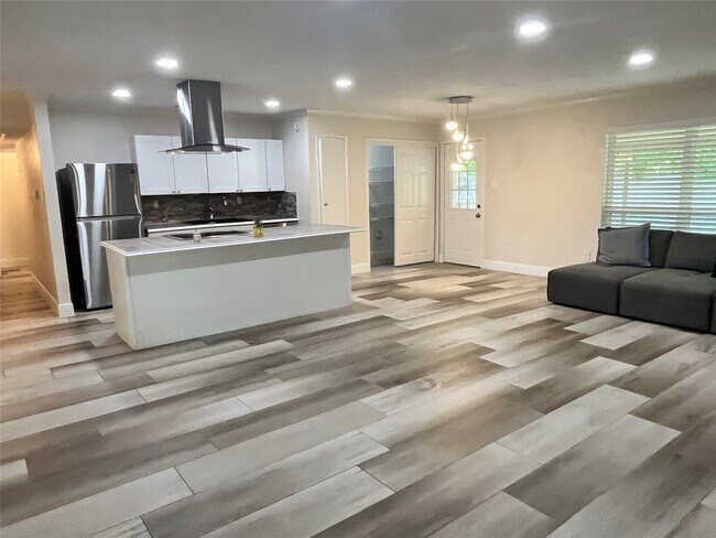 Building Photo - 4407 Kevinkay Dr