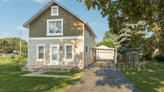 Primary Photo - 3420 Fairmont Rd