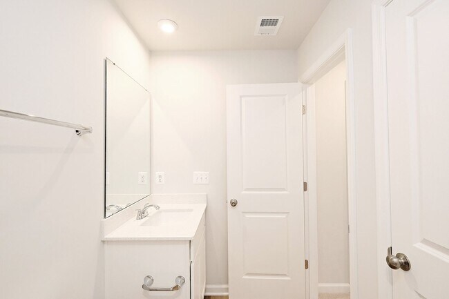 Building Photo - New Dog-Friendly Greene Co Townhome - Be The First To Live Here!