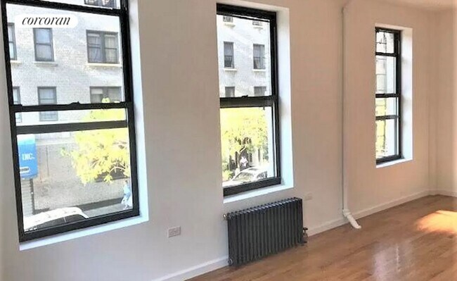 Building Photo - 601 W 174th St