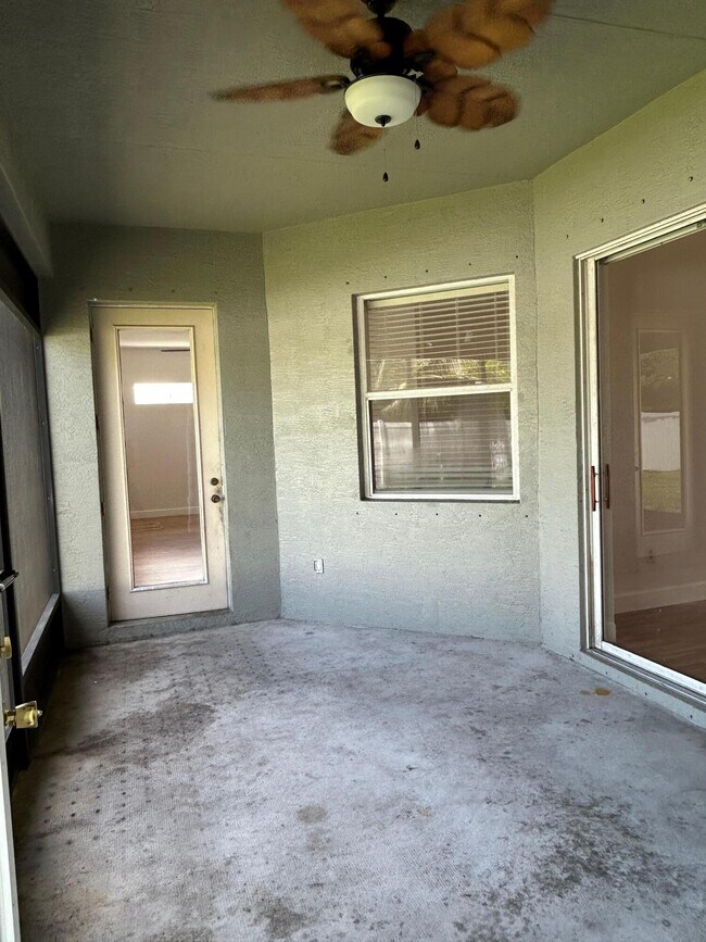 Building Photo - 1573 SW Merchant Ln