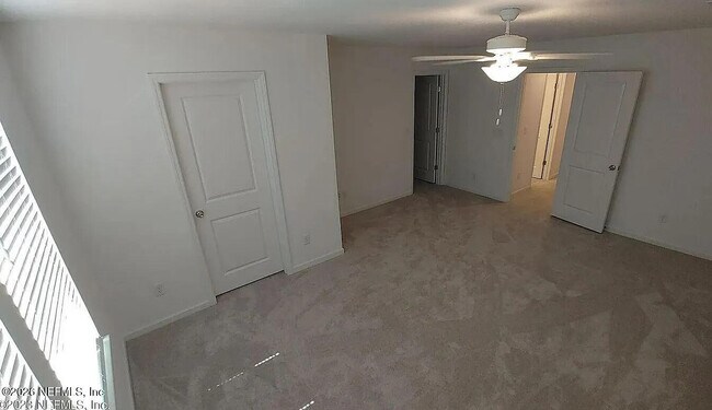 Building Photo - 105 Boracay Cir