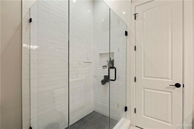 Building Photo - 21 N 36th St