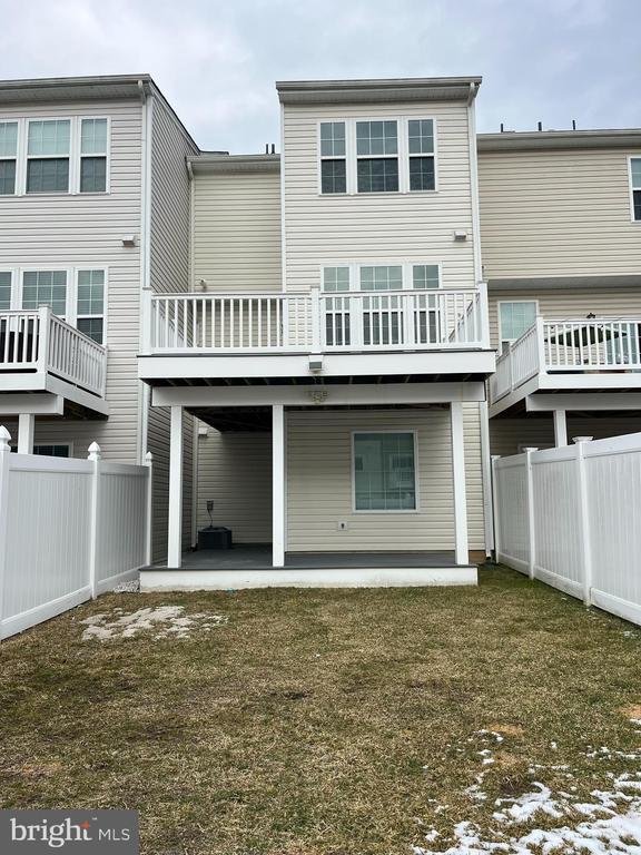 Building Photo - 1225 Fenwick Rd