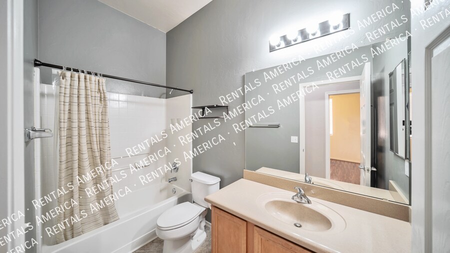 Building Photo - 10430 E Rita Ranch Crossing Cir