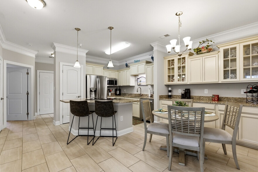 Building Photo - 150 Ella Kinley Cir