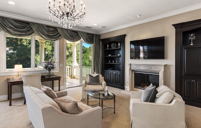 Building Photo - 2705 Elderoak Rd