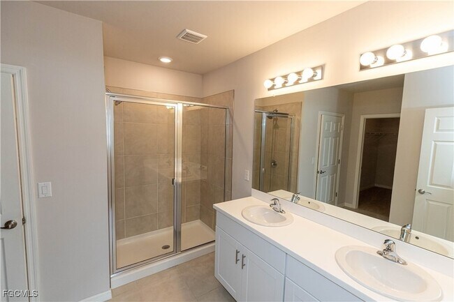 Building Photo - 1401 Fountain Ave