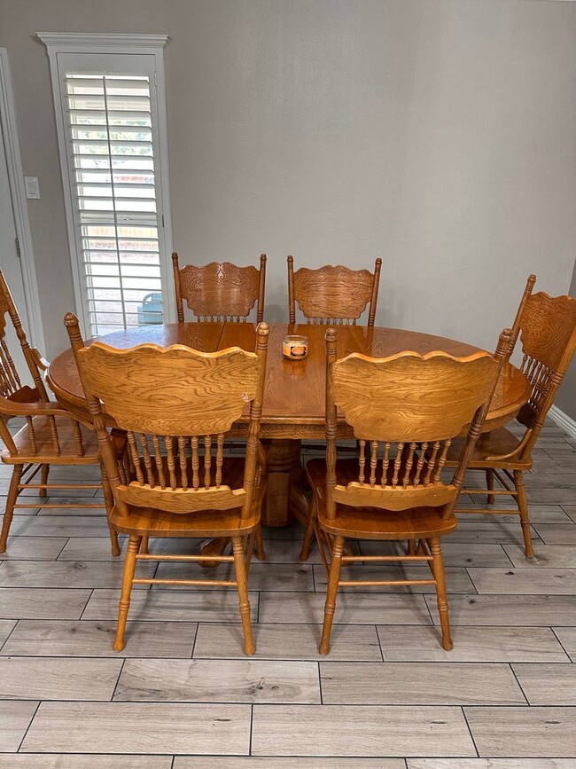 Building Photo - Beautiful fully furnished home with many leasing options available! Contact our office for pricin...